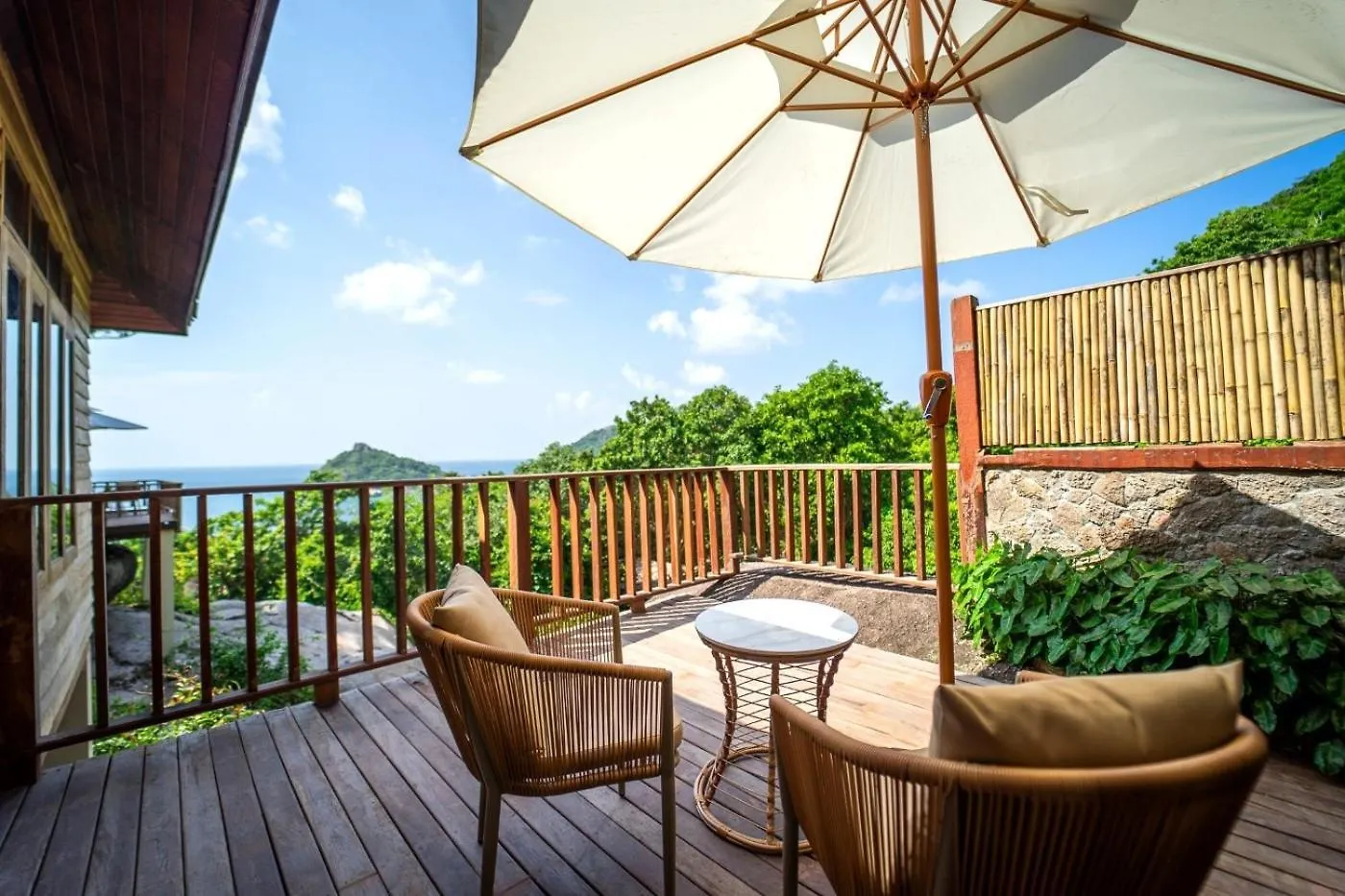 Hotel Dusit Buncha Koh Tao By Riya Group Station touristique