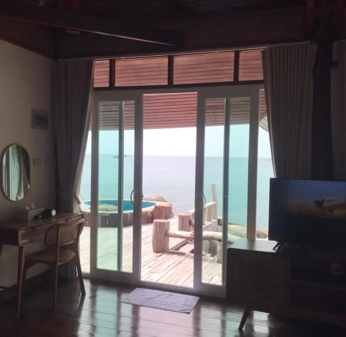 Station touristique Hotel Dusit Buncha Koh Tao By Riya Group